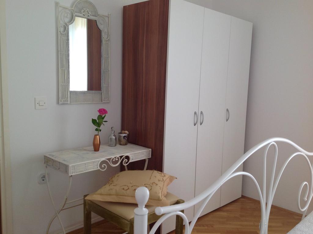 Apartments Krizine Umag Luaran gambar